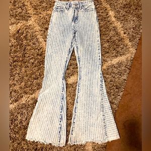 Kancan high rise ultra flare jeans